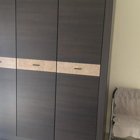 Anna-Apartment Nea Moudania Bagian luar foto